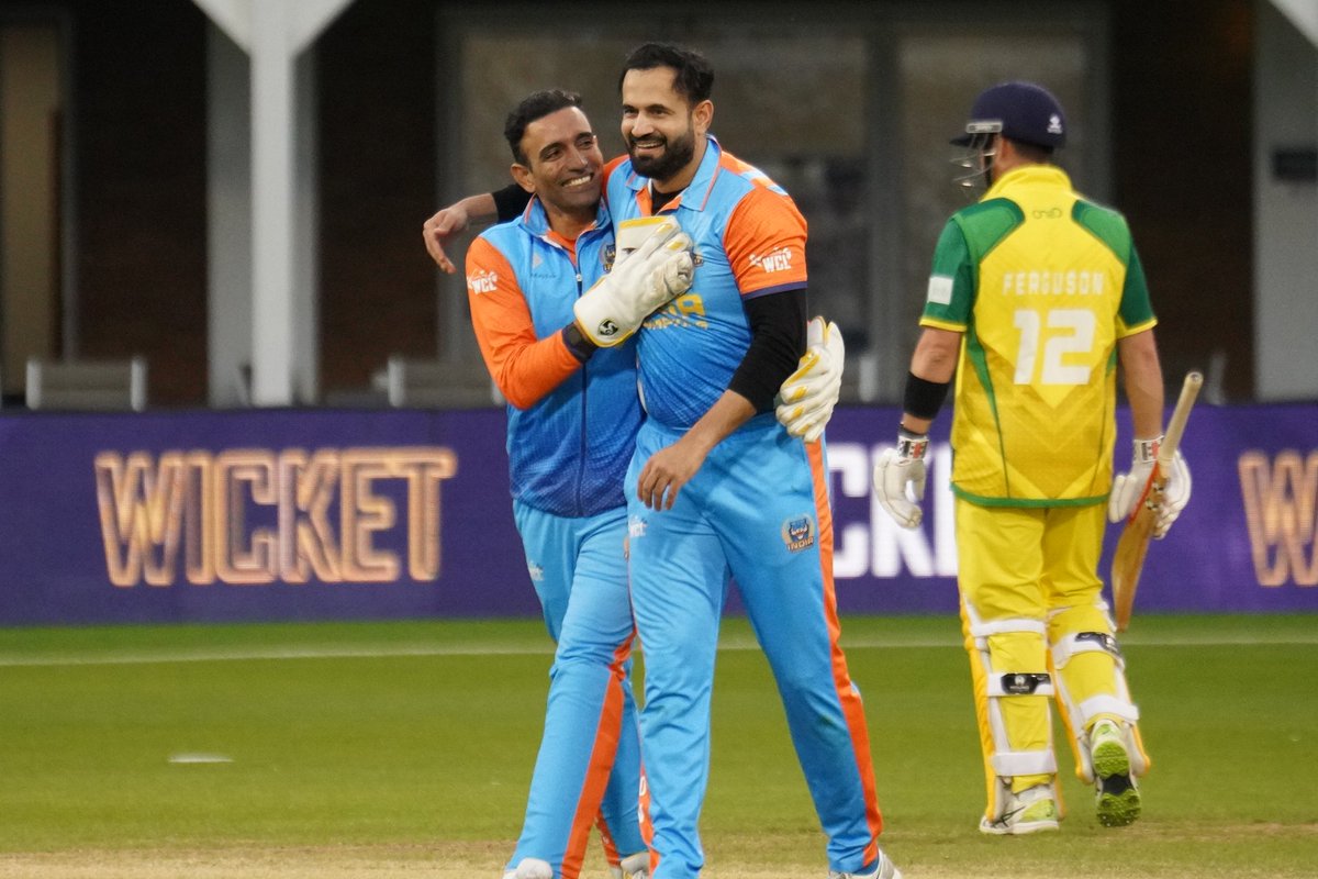 WCL India Champions (@india_champions) on Twitter photo Get someone to look at you, the way Robin looks at <a href="/IrfanPathan/">Irfan Pathan</a> ❤
#IndiaChampions | #WorldChampionshipOfLegends | #OnceAChampionAlwaysAChampion | #WCLIndiaChampions Get someone to look at you, the way Robin looks at <a href="/IrfanPathan/">Irfan Pathan</a> ❤
#IndiaChampions | #WorldChampionshipOfLegends | #OnceAChampionAlwaysAChampion | #WCLIndiaChampions
