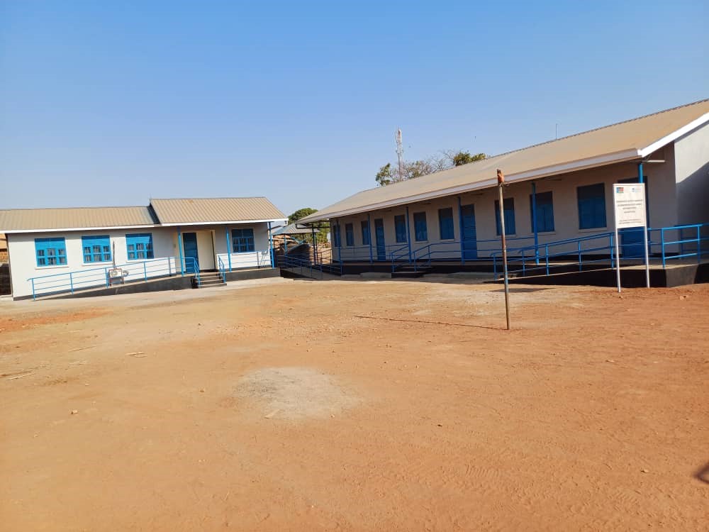 IOMSouthSudan's tweet photo. “Quality education thrives on strong foundations. #ECRPII is enhancing learning by constructing classroom blocks in select primary schools in Wau County. Proper infrastructure improves engagement and academic performance ensuring every child learns in a safe, conducive space” https://t.co/obQLLttCxO