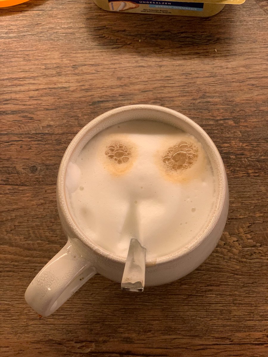 Coffee mood
#montagslaecheln mal anders 😄
