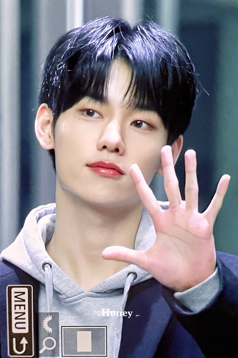 250217

#이정현 #LEEJEONGHYEON 
#EVNNE #이븐