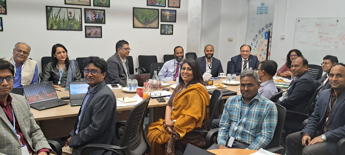 Great conversatn wth Chief Adviser's Office, ERD, #NGO Affairs Bureau (NGOAB) &amp; <a href="/AusHCBangladesh/">Susan Ryle</a> officials abt how we can improve effectiveness &amp; efficiency of NGOAB service delivery. Mindset critical. #Digitalisation an enabler, #DigitalDivide a challenge. <a href="/UNDP_BD/">UNDP Bangladesh</a> <a href="/stefanliller/">Stefan Liller</a>