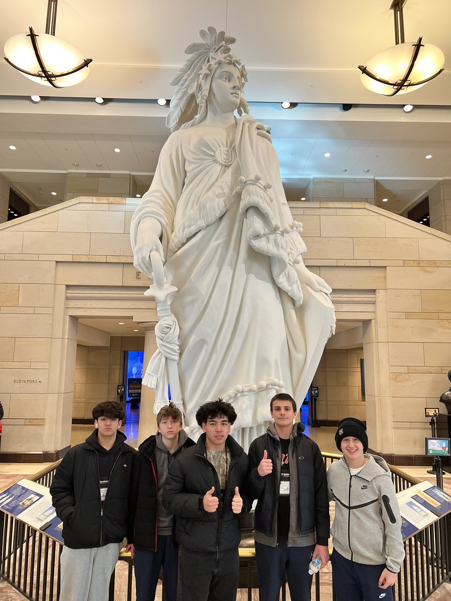 8th grade DC Trip (@dc8th) on Twitter photo 