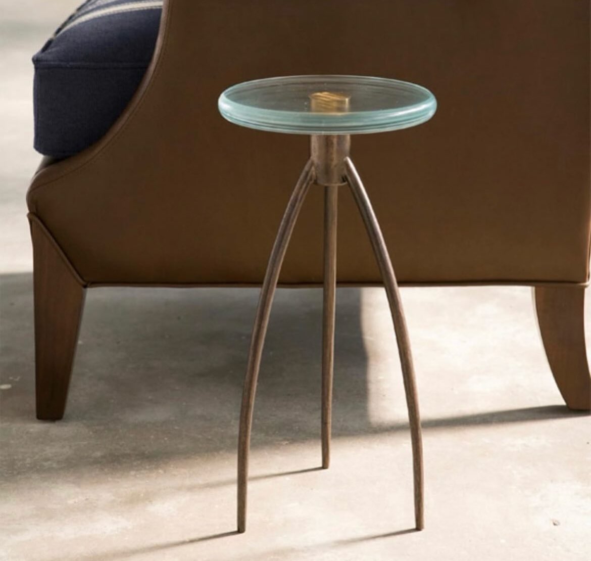 TOLONO-the ideal drink stand handcrafted by a collaboration of artisans in California, Virginia, and North Carolina. Stylish. Quality. Sustainable. Made in USA!  Available: valoramericanhome.com/shop/furniture…