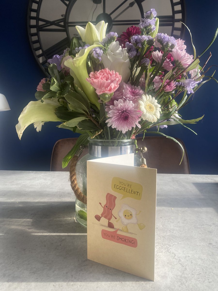 NDeanMarshall's tweet image. I joined @notts_psych 3 years ago after many great years of teaching in Sheffield. Last Monday I received the best email confirming my promotion to Assistant Professor!! I can’t put into words how grateful & happy I am. Spent the weekend celebrating & letting it sink in 🎉💚💙