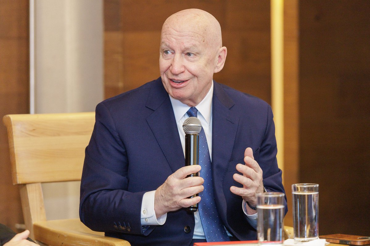 AGON Economía | Derecho | Estrategia tweet media