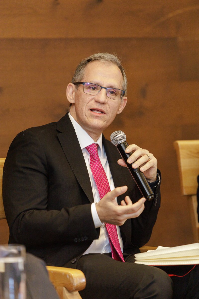 AGON Economía | Derecho | Estrategia tweet media