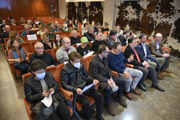 BIAarchitecture (@biaarchitecture) on Twitter photo El pasado jueves 13 de febrero, celebramos la entrega de premios de los concursos #PhotoBIA, #BIASketch y #BIAStories en <a href="/COAVNbiz/">Arquitectos/as Bizkaia</a> , una entrega llena de talento y de creatividad.📷📷📷
¡Gracias a todos los participantes, jurado y asistentes por hacerlo posible!
#BIAForum El pasado jueves 13 de febrero, celebramos la entrega de premios de los concursos #PhotoBIA, #BIASketch y #BIAStories en <a href="/COAVNbiz/">Arquitectos/as Bizkaia</a> , una entrega llena de talento y de creatividad.📷📷📷
¡Gracias a todos los participantes, jurado y asistentes por hacerlo posible!
#BIAForum