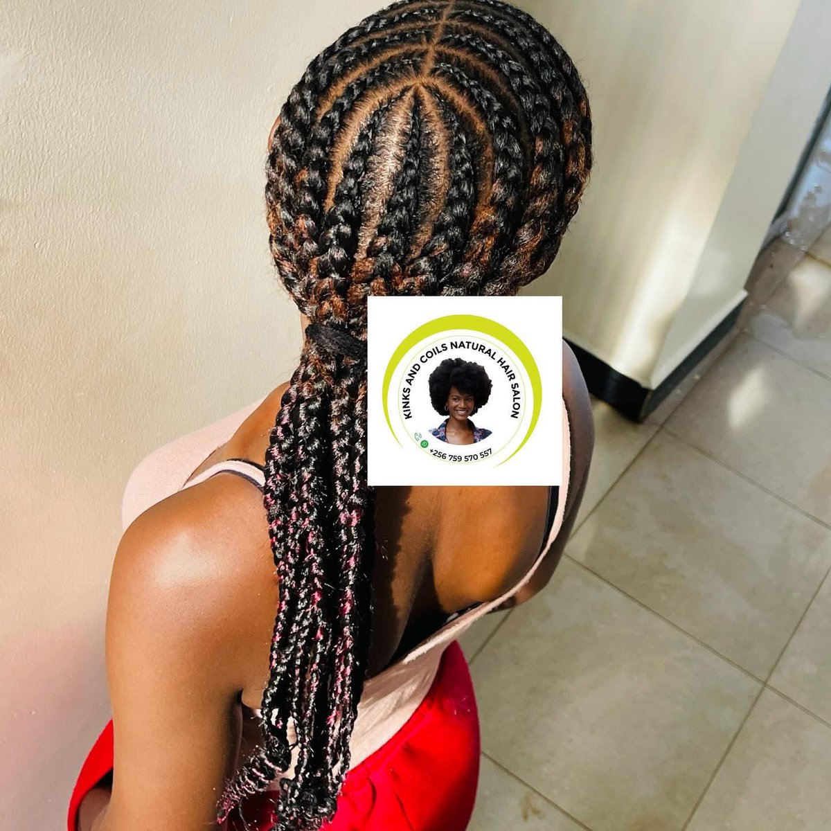 Kinks_Coils's tweet photo. Are you on a tight budget but would really, really love to do something simple. Well- these medium sized conrows are just the perfect choice. 

Book you appointment with us
Sampras Businesss Center along Kisasi-Kyanja Road 
☎️📞Call/ WhatsApp 0759570557 https://t.co/KAysty4Bvj