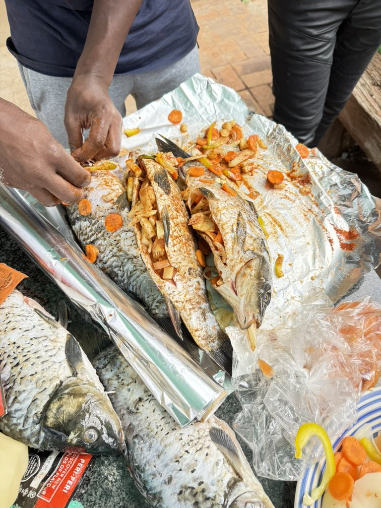 GivenMashimbye1's tweet photo. Fish day ….!!!! https://t.co/lNb8AiMdTJ