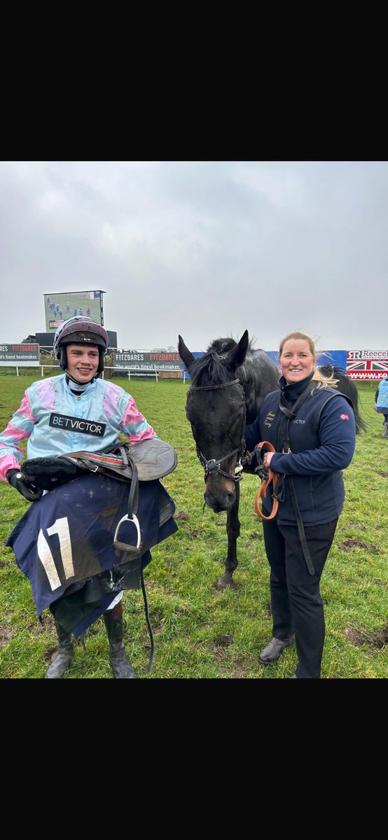 ProspectRacing's tweet image. A more encouraging run yesterday at Chepstow but we all agree this horse needs 3 miles so will probably have another hurdles run to get a handicap mark then it’s Novice chasing next