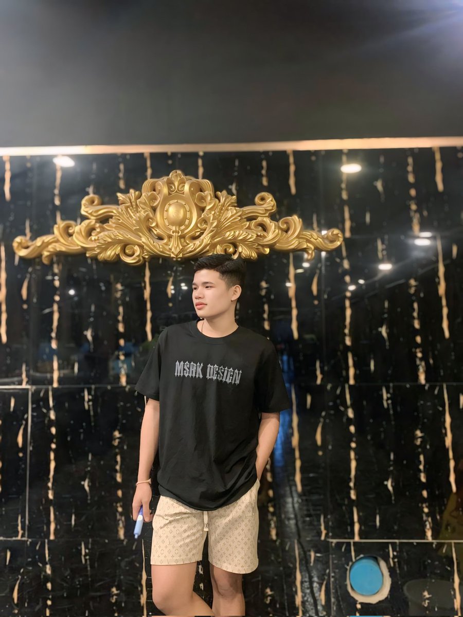 ຢາກມີອ້າຍຮັກ ຂໍແບບແມນໆເດີ