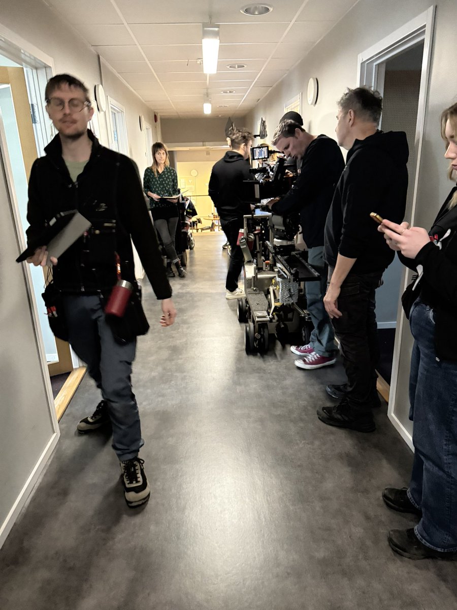 davidwilliman1's tweet photo. On the film set today https://t.co/rubnzX05ww