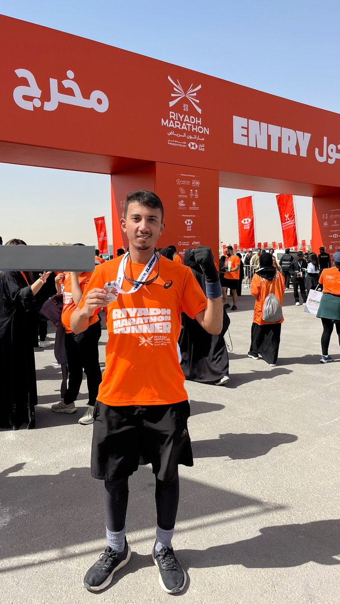 4Safwan's tweet photo. #ماراثون_الرياض2025
٢١ كيلو ✅🏃🏻‍♂️‍➡️ https://t.co/qepI2QS3Pe