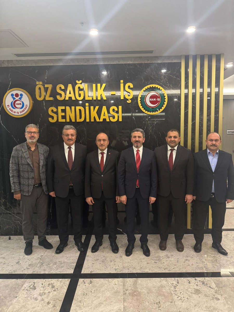 Ahmet AYDIN (@ahmetaydin_02) on Twitter photo Çalışma Ve Sosyal Güvenlik Bakan Yardımcısı Sn. <a href="/farukozcelikgsb/">Faruk Özçelik</a> ile birlikte ÖzSağlık-İş Sendikasını ziyaret ettik.
Ziyaretimizde sendikal faaliyetler üzerine istişarelerde bulunduk.
Genel Başkan Sn. <a href="/devletsert/">Devlet Sert</a> ve yönetimine göstermiş oldukları misafirperverlik ve kıymetli Çalışma Ve Sosyal Güvenlik Bakan Yardımcısı Sn. <a href="/farukozcelikgsb/">Faruk Özçelik</a> ile birlikte ÖzSağlık-İş Sendikasını ziyaret ettik.
Ziyaretimizde sendikal faaliyetler üzerine istişarelerde bulunduk.
Genel Başkan Sn. <a href="/devletsert/">Devlet Sert</a> ve yönetimine göstermiş oldukları misafirperverlik ve kıymetli