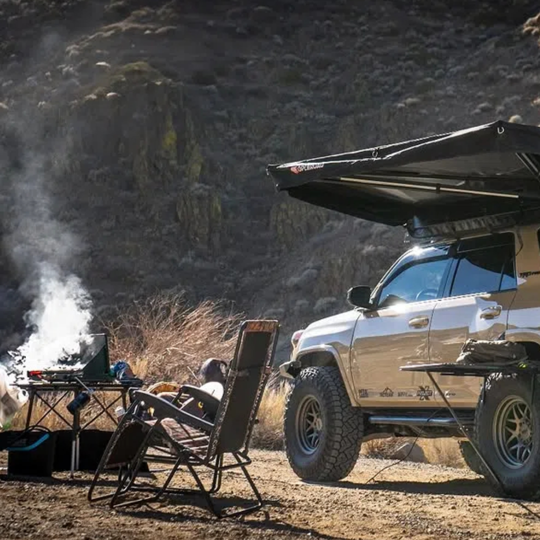 YIER284453's tweet image. Gear up for your next adventure! 🚙💨 Our premium side awning is perfect for any outdoor explorer, providing quick and reliable shelter wherever you go. Whether it’s a camping trip or a road adventure, this awning is your must-have companion. 🌄✨
#OffRoadGear #CampingEssentials