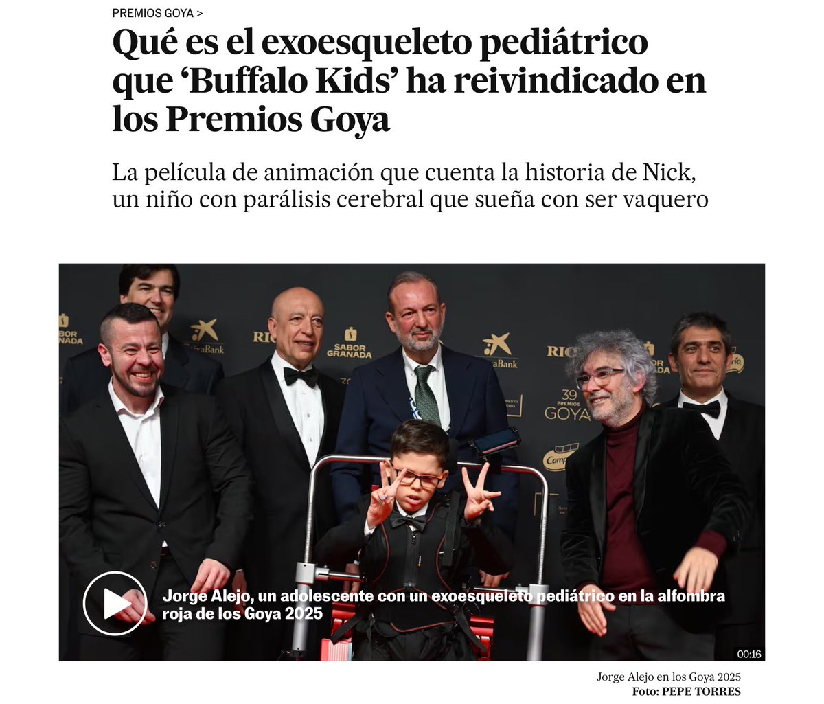 sombradoble's tweet photo. #Innovación y ciencia al servicio de las personas💪👏👏
El mensaje de #inclusión estuvo en los #Goya2025
Jorge, un niño diagnosticado con anomalía en el gen #GNB1, camina gracias al exoesqueleto #ATLAS2030 desarrollado por @MarsiBionics, acompañando al equipo de la película #BuffaloKids, historia de un niño con parálisis cerebral que sueña con ser vaquero.
Pedro Solís uno de los directores, recuerda a Nico, su hijo con parálisis cerebral que falleció en 2021.
En @el_pais👇
https://t.co/j0yU04XmmB
En @Servimedia👇
https://t.co/GYngKTcXkd