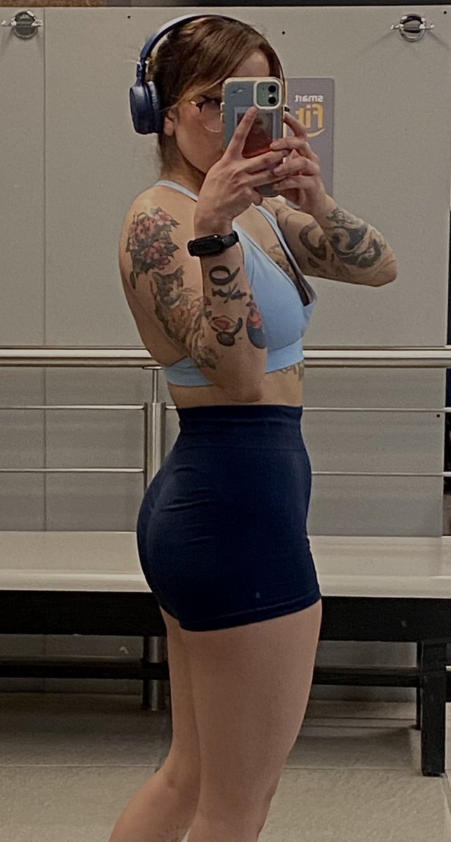 Mar__Alcantar's tweet photo. Me da mucho miedo lesionarme, pero me da mas miedo el miedo de pesar más de 40 kg. https://t.co/Xu0yPo7cem