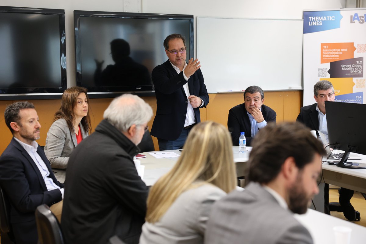 Centro ALGORITMI tweet media