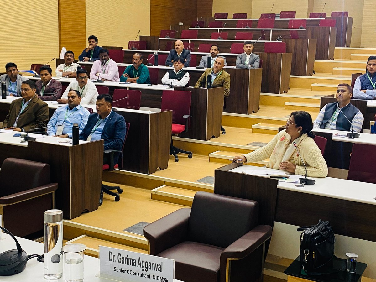 nidmmhaindia's tweet image. NIDM, in collaboration with the @nfsc_mha, successfully conducted a three-day National Training Programme on &quot;𝗙𝗶𝗿𝗲 𝗦𝗮𝗳𝗲𝘁𝘆 𝗳𝗼𝗿 𝗖𝗶𝘁𝘆 𝗥𝗲𝘀𝗶𝗹𝗶𝗲𝗻𝗰𝗲&quot; from 6th to 8th February 2025.

Expert speakers shared valuable insights on urban fire risks, mitigation…