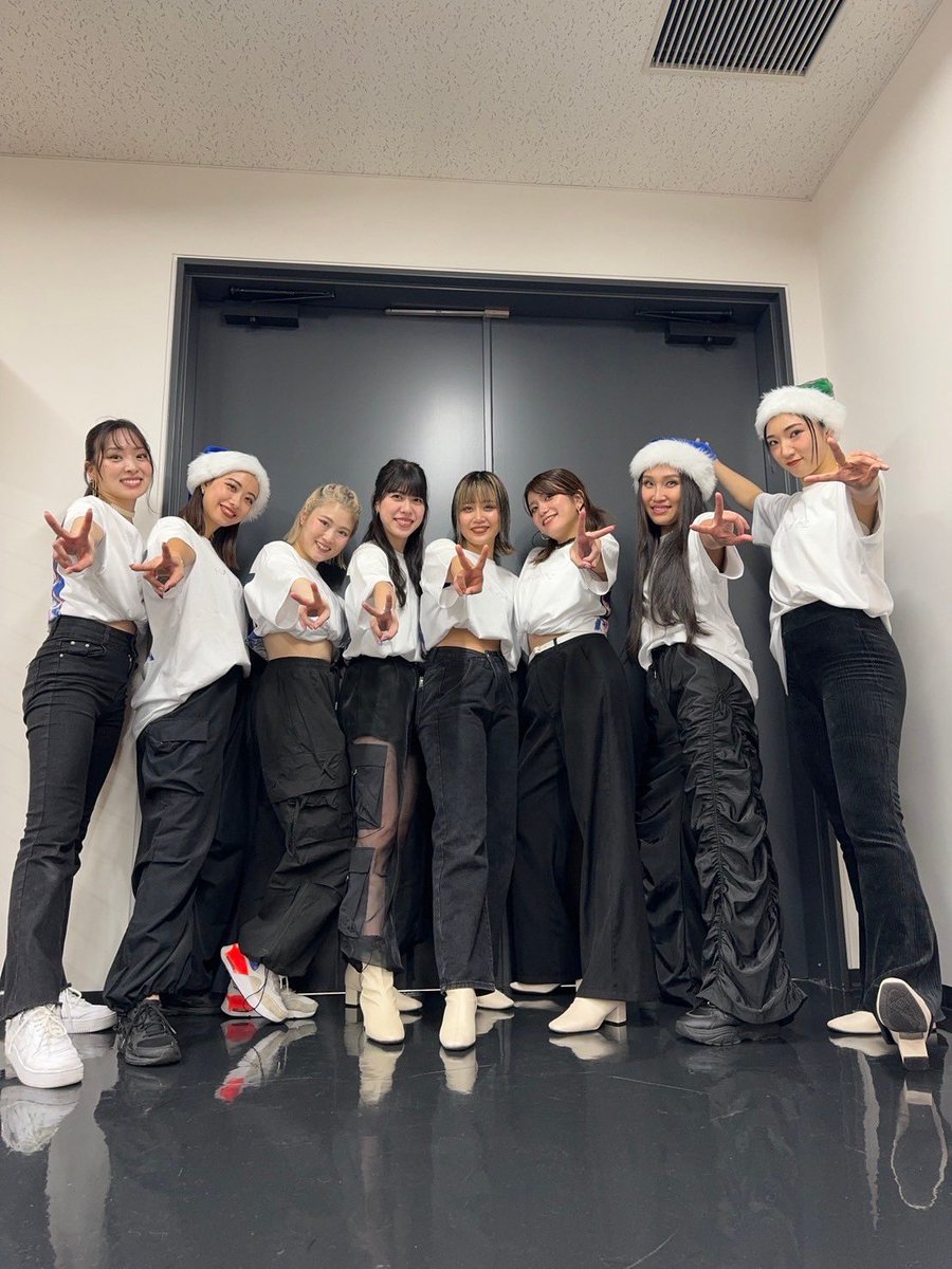 adasunkace's tweet photo. 🩷❤️ももいろクリスマス💛💜
-HOLY 4D NIGHT-
in さいたまスーパーアリーナ

ダンサーとして出演させていただきました✨
リハから本番までとっても濃い時間を過ごさせていただきました☺︎
最高のクリスマスをありがとうございました🎄

#ももクリ2024
#ももクロ
#dancer https://t.co/8Vvs8RhhD3
