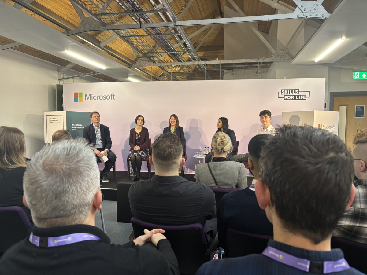 Bill Jones (@bjonesdceoatlum) on Twitter photo Pleased that <a href="/Microsoft/">Microsoft</a> and the Chancellor, <a href="/RachelReevesMP/">Rachel Reeves</a>, chose <a href="/leedscitycoll/">Leeds City College</a> to launch National Apprenticeship Week. Inspiring to hear from the apprentices! Pleased that <a href="/Microsoft/">Microsoft</a> and the Chancellor, <a href="/RachelReevesMP/">Rachel Reeves</a>, chose <a href="/leedscitycoll/">Leeds City College</a> to launch National Apprenticeship Week. Inspiring to hear from the apprentices!