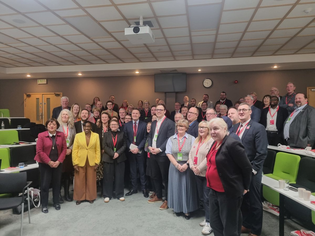 Shama Tatler (@shamatatler) on Twitter photo Labour Local Gov is blessed with some of the most progressive leaders- not only delivering for their place but also being the voice of Labour Local Gov on the national scene. <a href="/LGA_Labour/">LGA Labour</a> leader <a href="/bevcraig/">Bev Craig</a>, deputies <a href="/BellaSankey/">Bella Sankey</a> <a href="/_petermason/">Peter Mason</a> & <a href="/LabourCllrs/">Association of Labour Councillors (ALC)</a> chair <a href="/vincemaple/">Vince Maple #ProudToBeMedway</a> Labour Local Gov is blessed with some of the most progressive leaders- not only delivering for their place but also being the voice of Labour Local Gov on the national scene. <a href="/LGA_Labour/">LGA Labour</a> leader <a href="/bevcraig/">Bev Craig</a>, deputies <a href="/BellaSankey/">Bella Sankey</a> <a href="/_petermason/">Peter Mason</a> & <a href="/LabourCllrs/">Association of Labour Councillors (ALC)</a> chair <a href="/vincemaple/">Vince Maple #ProudToBeMedway</a>