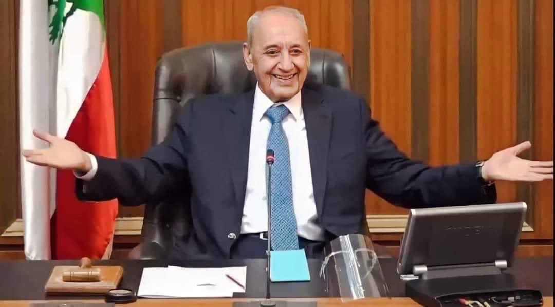 لكل أزمة ومحنة #نبيه_بري…
لكل محرومٍ جريح #نبيه_بري…
للتشيّع والشيعة #نبيه_بري…
لكل خائف ضعيف #نبيه_بري…
كل العطاء والنصرة #نبيه_بري…
في قاموس #نبيه_بري لبنان أولاً …

#نبيه_بري لكل زمان ومكان…💚