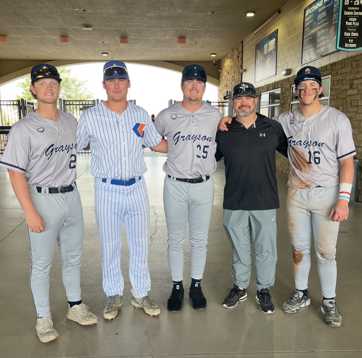Coach Creek, M. Ed. (@coachcreek10) on Twitter photo Pretty cool getting to watch these 4 former <a href="/LibertyHillBB/">LibertyHillBaseball</a> players share the field again this weekend. Great ball players and even better young men. Super proud of them.
#LoveToCompete
#WinTheDay Pretty cool getting to watch these 4 former <a href="/LibertyHillBB/">LibertyHillBaseball</a> players share the field again this weekend. Great ball players and even better young men. Super proud of them.
#LoveToCompete
#WinTheDay