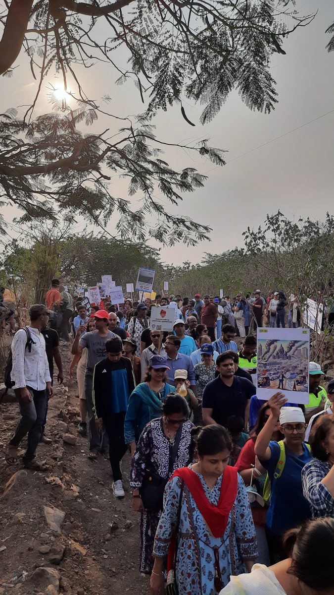 vandymini's tweet image. ✊Thousands Unite to Save Ram-Mula Devrai Trees 🌳 #Pune We are fighting to protect our sacred grove for #CleanAir. 🙏Thank you, Sonam Wangchuk Sir, for your advocacy in protecting our trees, water, and air. @Wangchuk66 #SaveRamMulaDevrai #chipkomarch

Protect &amp;amp; preserve our…