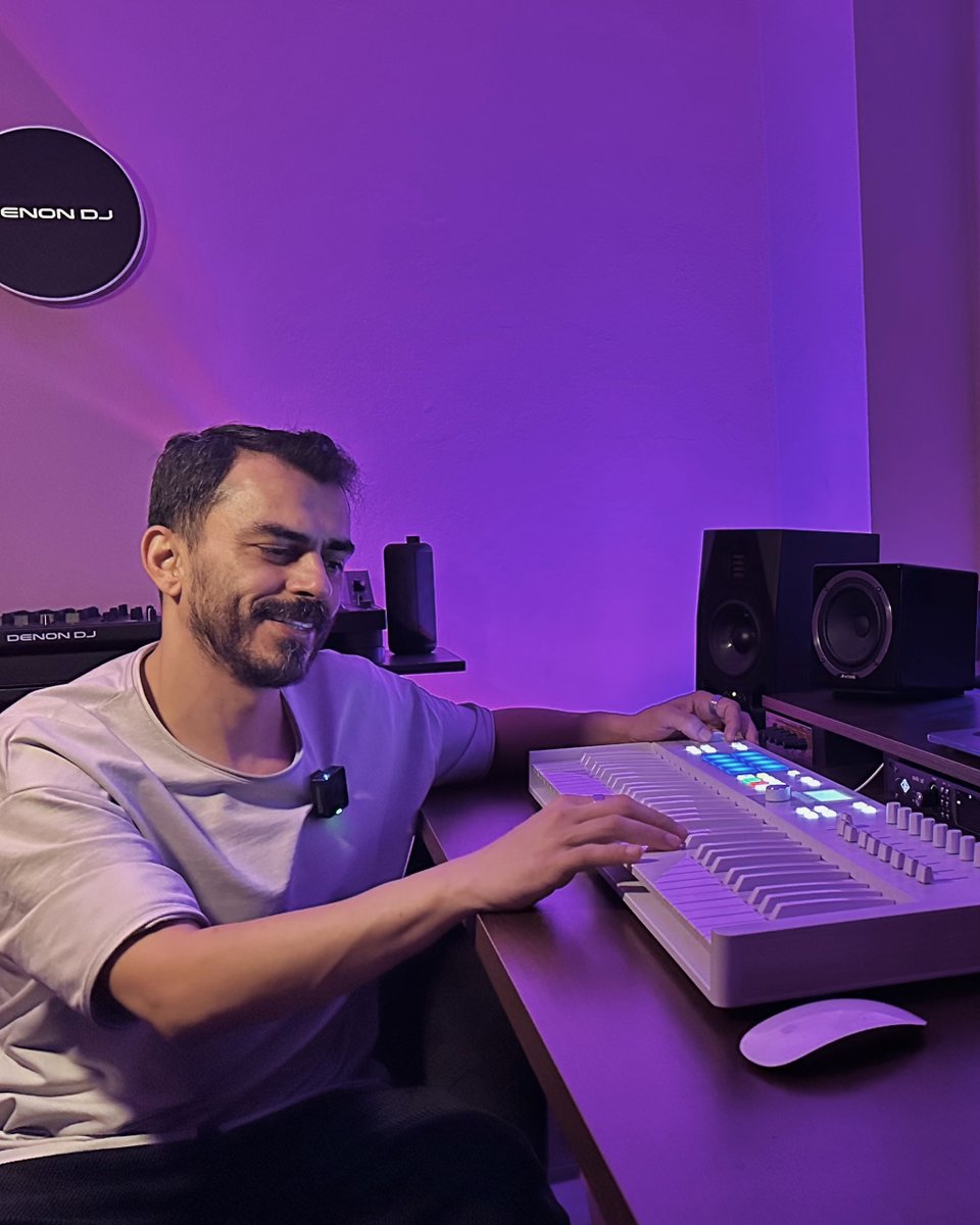 ArturiaTurkiye's tweet image. 📦 KeyLab Essential 61 mk3’ün beraberinde neler geliyor? 👀 Öğrenmek için hemen Volkan Uça’nın inceleme videolarını izleyin.

📸 #regram • @djvolkanuca ve #KeyLab Essential 61 mk3