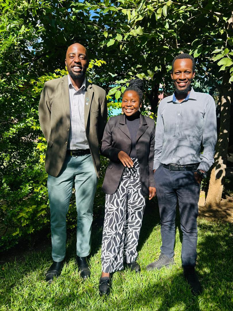 Ukuna2022's tweet photo. Youth &amp; Children NDC 3.0 Consultation Workshop in Kadoma!
NDCs = Country commitments to reduce emissions in IPPU, Waste, Energy &amp; AFOLU sectors

Revised every 5 yrs as per Paris Agreement
Empowering youth to take climate action! #NDCs #ClimateAction #YouthEmpowerment" https://t.co/i3YD5lNSF8