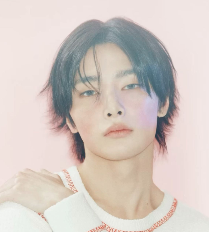 AboutMusicYT's tweet photo. Stray Kids' I.N donates 100 million won to support children with cancer in celebration of his birthday. https://t.co/zrgJU7WWgI