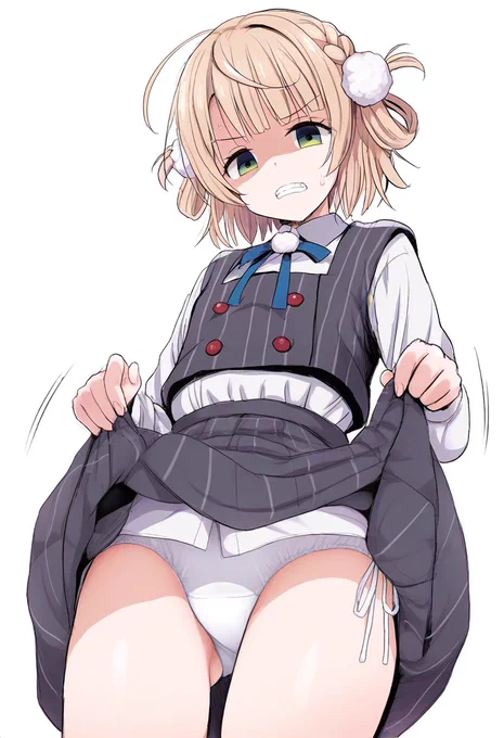 嫌な顔しながら見せるういママ 