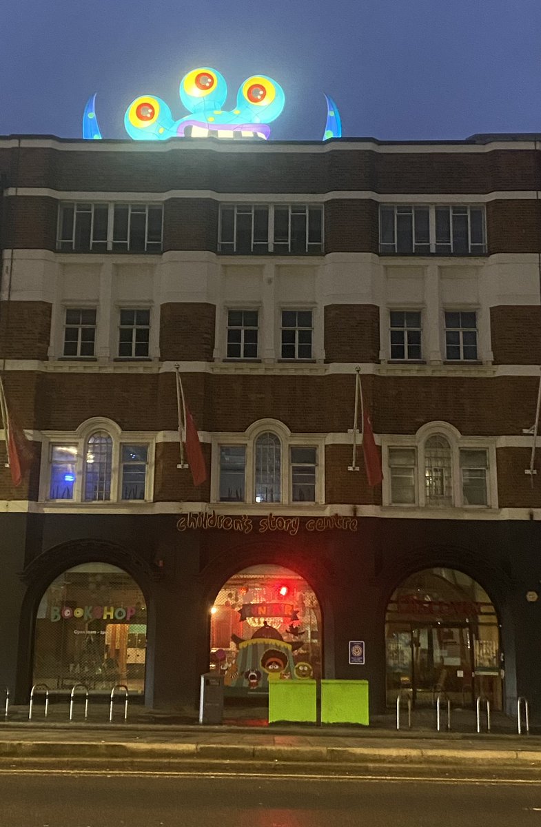 Usually I post about Stratford sunrises but this morning it's all got a bit more interesting on the high street. <a href="/Discover_Story/">Discover</a> top work for half term!