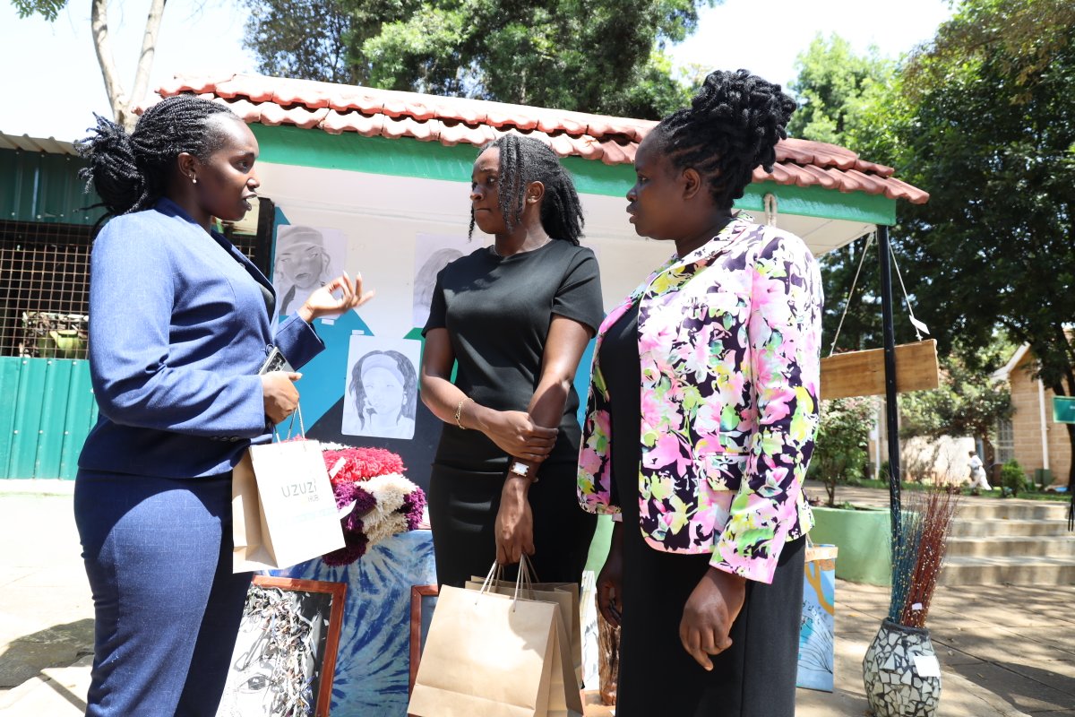 CreditBankPLC's tweet image. Credit Bank proudly attended the Uzuzi Hub launch at State House Girls, hosted by @uzuzihub. We&apos;re dedicated to empowering youth and shaping Kenya&apos;s future tech leaders and entrepreneurs. 💼😎 #EmpoweringYouth #FutureTechLeaders #CreditBankCares