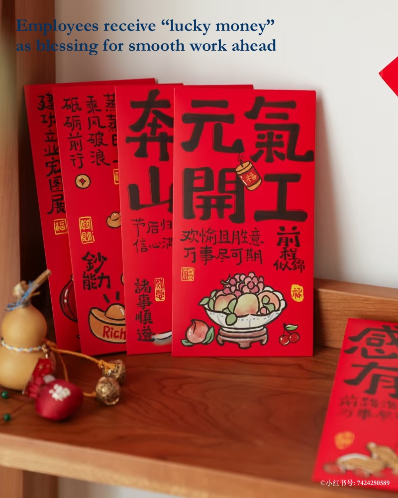imperialtours's tweet photo. In Hong Kong we have with our unique Chinese New Year traditions: from red packets under our pillows to ward off evil spirits, to drawing fortune sticks at Che Kung Temple, to bathing with pomelo skins, or Lion Dances to welcome a smooth return to work. Happy Year of the Snake! https://t.co/W9JBx7PzZa