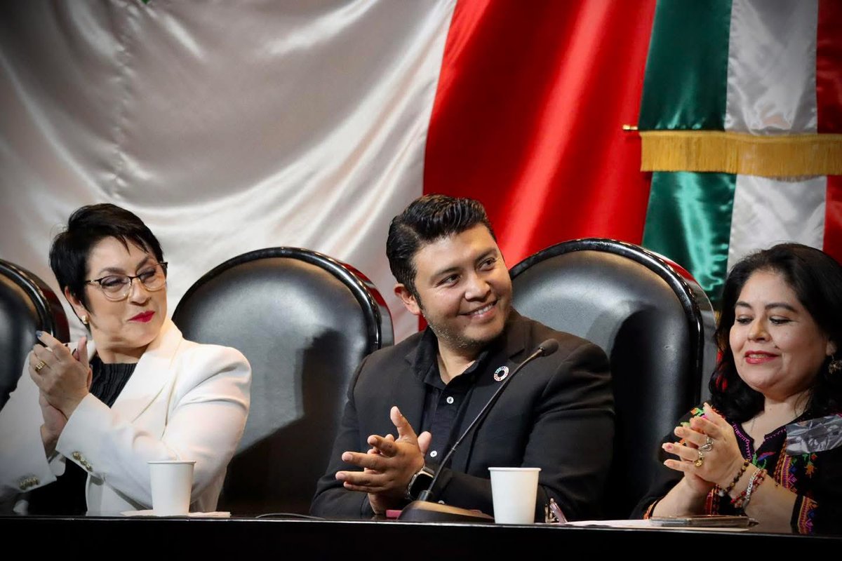 Alex León Balderas tweet media