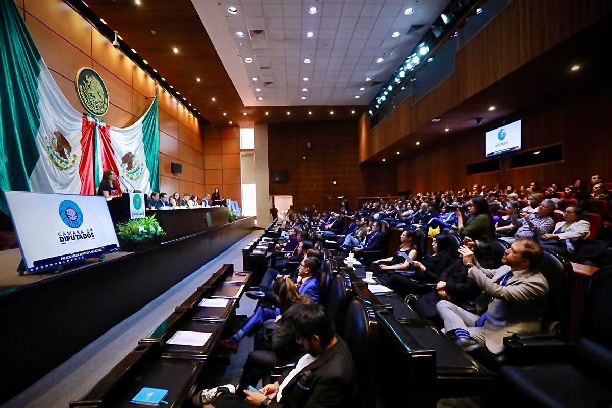 Alex León Balderas tweet media