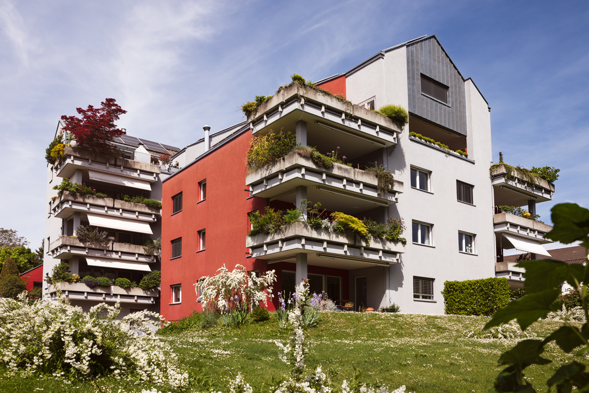 🚀Vorteile von Kaskaden: Im Vergleich zu grossen Einzelgeräten zeichnet sich die Kaskade durch eine enorme Betriebssicherheit aus - einer der wichtigsten Kriterien bei der Auswahl einer Wärmepumpe. 
👉is.gd/Rwzhqf
#stiebeleltronschweiz #wärmepumpen #kaskaden