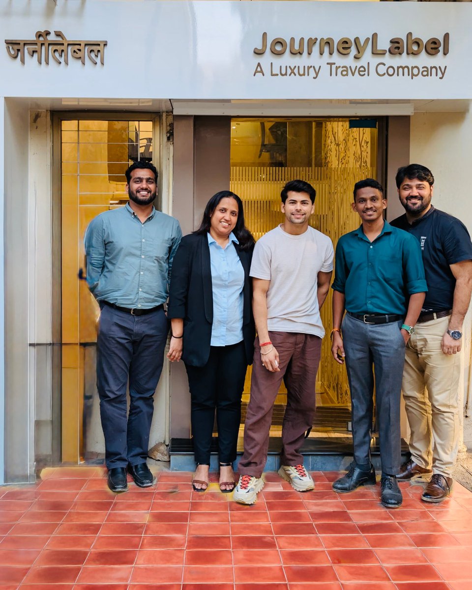 JourneyLabel (@journeylabel) on Twitter photo Our team had a great chat with Gen Z star Mr. <a href="/siddnigam_off/">Siddharth Nigam</a> about how travel connects people across generations. It was exciting to share our thoughts on the profound impact of how travel shapes experiences, emotions & connections.
#TheArtOfTravel #JourneyLabel Our team had a great chat with Gen Z star Mr. <a href="/siddnigam_off/">Siddharth Nigam</a> about how travel connects people across generations. It was exciting to share our thoughts on the profound impact of how travel shapes experiences, emotions & connections.
#TheArtOfTravel #JourneyLabel