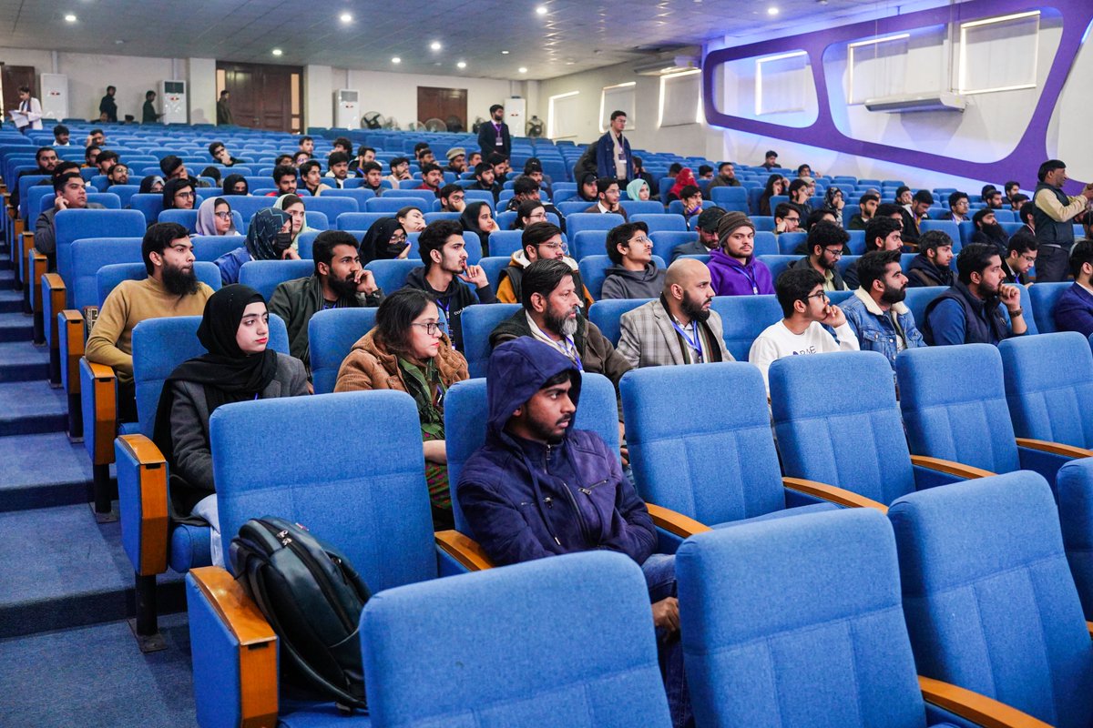 Web3Conf_PK's tweet photo. Lahore loving the web3 vibe at the first web3 conference of Pakistan! 🔥

First.. Not the last 😉 https://t.co/K8fpmbq4Nm