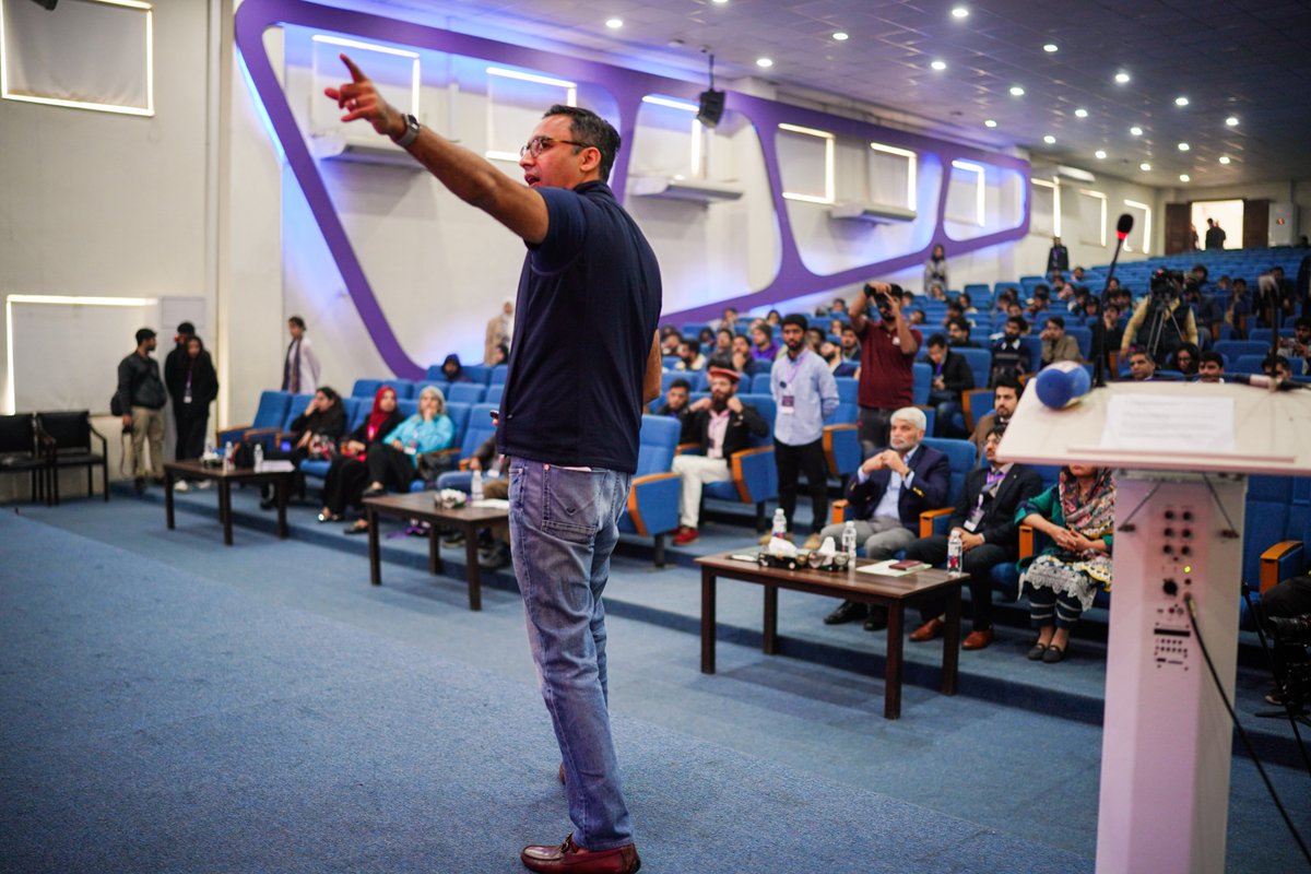 Web3Conf_PK's tweet photo. Lahore loving the web3 vibe at the first web3 conference of Pakistan! 🔥

First.. Not the last 😉 https://t.co/K8fpmbq4Nm