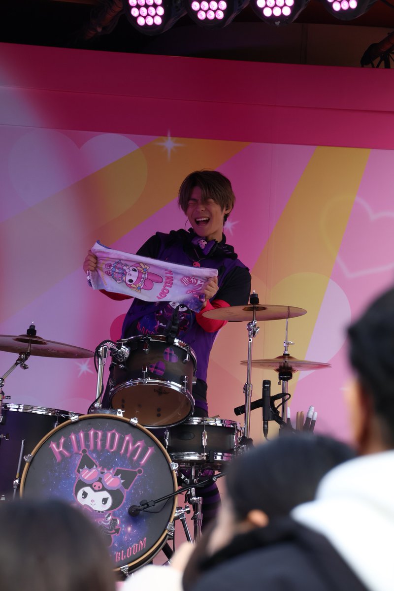 y__95dw's tweet photo. 1/14 クロミ・ライブ

こうしんくん

#USJファン #クロミライブ https://t.co/Q2UxNeYbfx