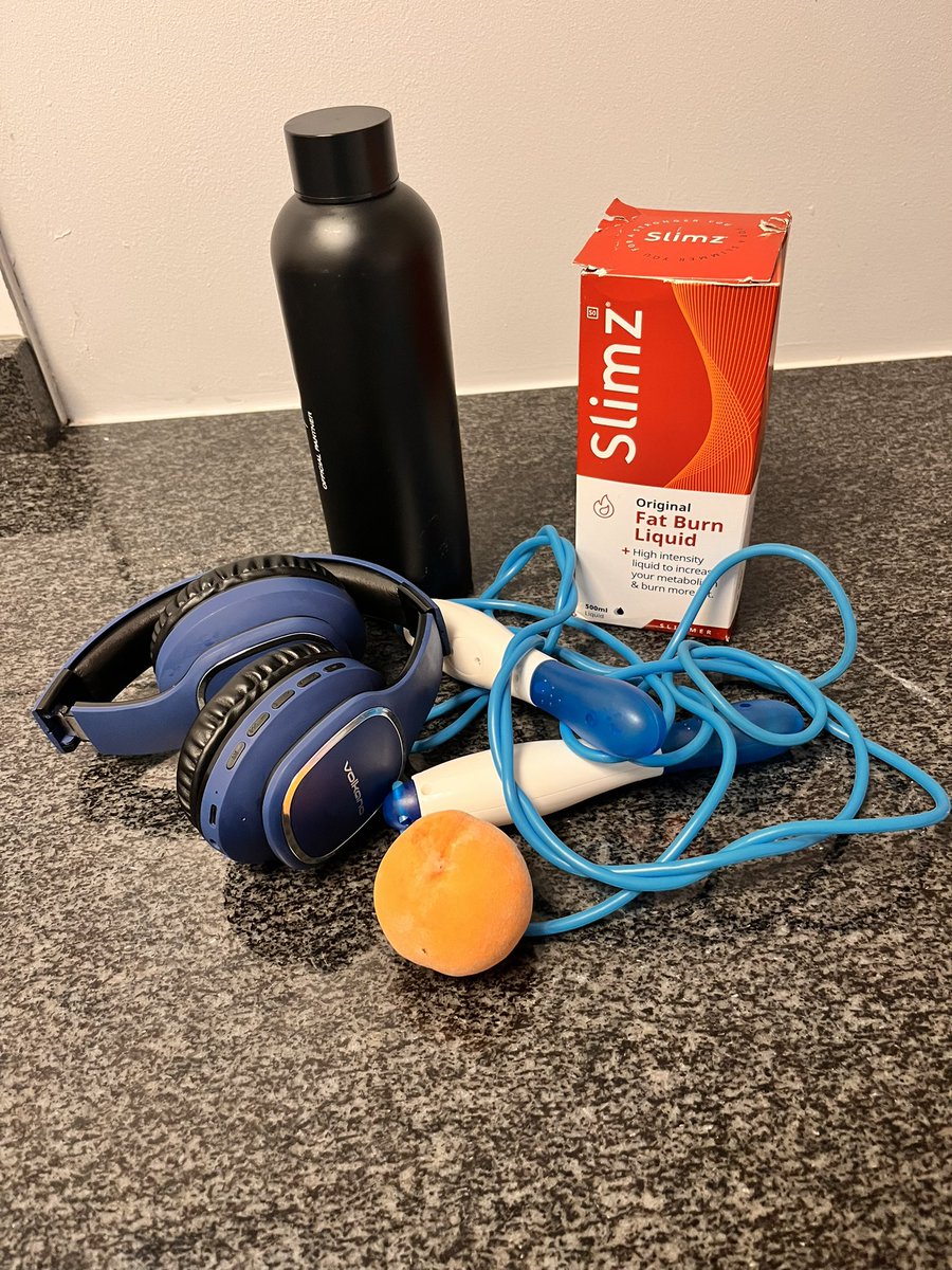 Ms_Logical's tweet photo. Hi dolls, allow me to introduce to you @slimz_sa Fat Burn Liquid. I’m a gym girl, and I decided to use something that will help me burn fat so I can achieve my goal sooner. Watch out for the results!
#Slimz #SlimzWay #SlimmerStrongerHealthier #Slimmer #Stronger #Healthier #SlimzTransformation #Ad