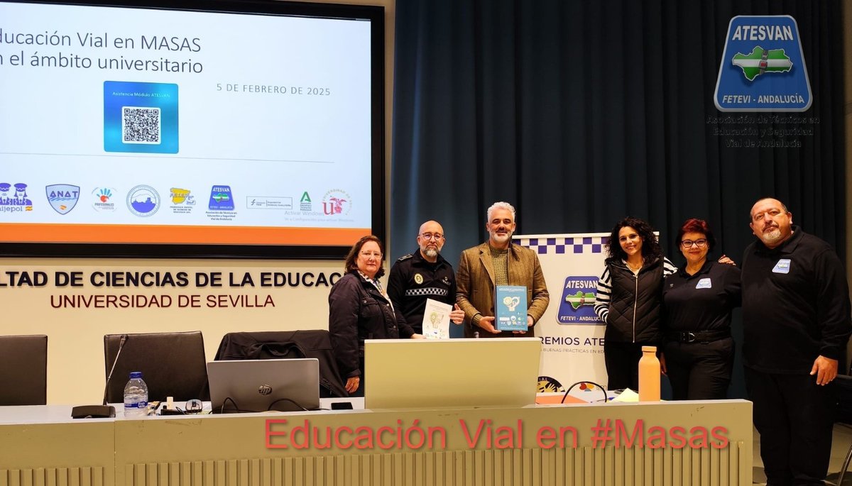 ATESVAN1's tweet photo. Atesvan firma un convenio de colaboración con la #UniversidadSevilla que pretende ser el marco de  transferencia de aprendizaje entre Facultad y Profesionales. Más de 500 futuros docentes conocieron la Visión Holística de la  Educación Vial en #MASAS creada por @PoliciaPriego https://t.co/TMLzfGzc5a