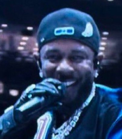 Comrade Lucky 🚩💥 tweet media