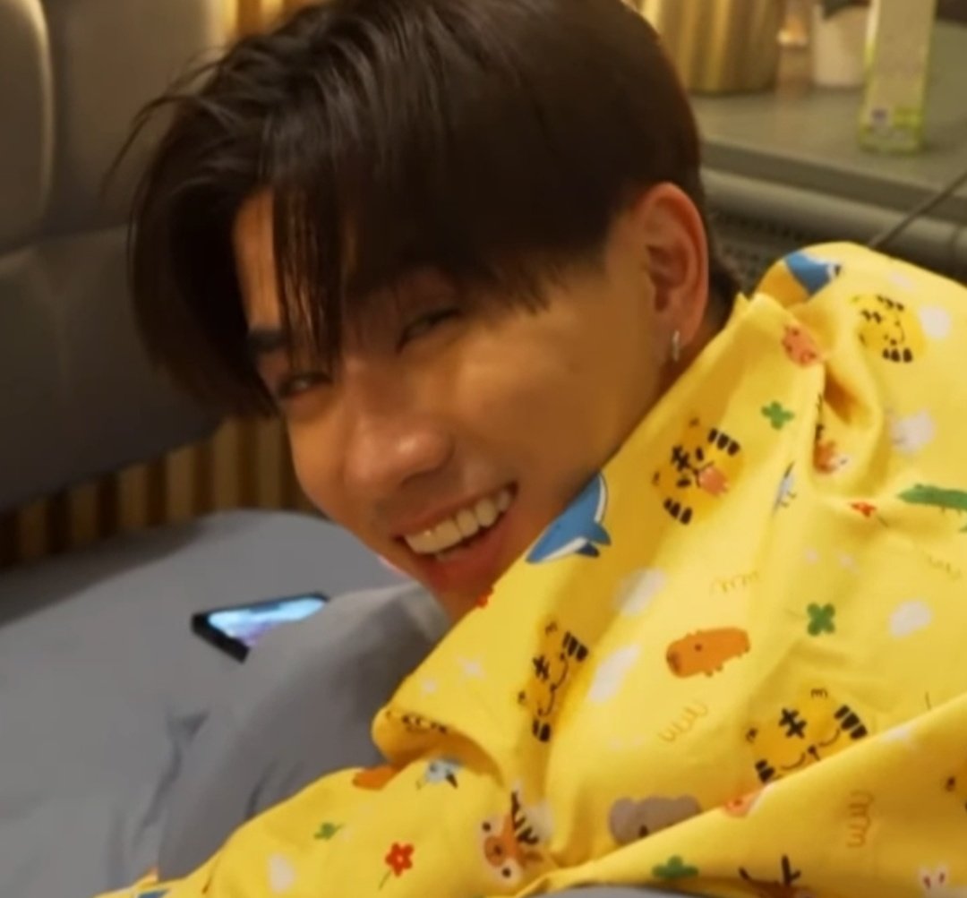 lovePSTbes_'s tweet image. เพิร์ธธนพนธ์ทำได้ไงคะ หน้าสดใส่ชุดนอนผมไม่เซต ดิบมากหล่อสุดๆเป็นการขายของที่ใครเห็นใครก็ซื้อหล่อขนาดนี้เหมือนไม่มีอยู่จริงป่ะ นี่แหละผู้ชายในอุดมคติ แต่เขามีวาสนาของเขาแล้ว แต่หล่อชิบหาย ของหยาบหน่อยเหอะ 🫠🫠🫠🫠🫠🫠🫠🫠🫠🫠🫠🫠🫠🫠🫠🫠🫠🫠🫠🫠🫠🫠🫠🫠🫠🫠🫠

#Perfect10LinersEP16