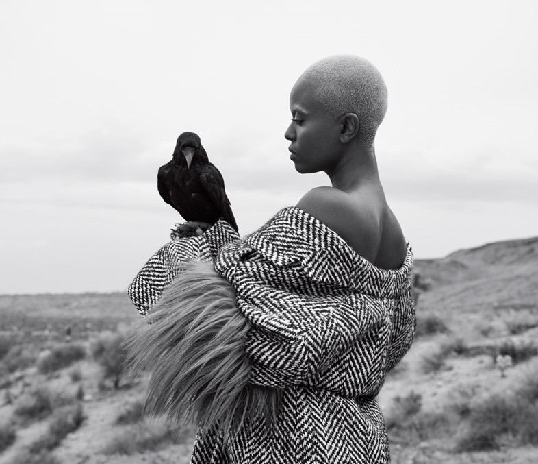 thejunebugfreak's tweet image. 2 yrs ago today, Kelela released 𝐑𝐚𝐯𝐞𝐧. An album which explores queer black femininity, sensuality, and emotional healing. With a sonic landscape that mixes ambient, electronic, alternative rnb &amp;amp; dance it&apos;s one of the most enchanting records of the 2020s.