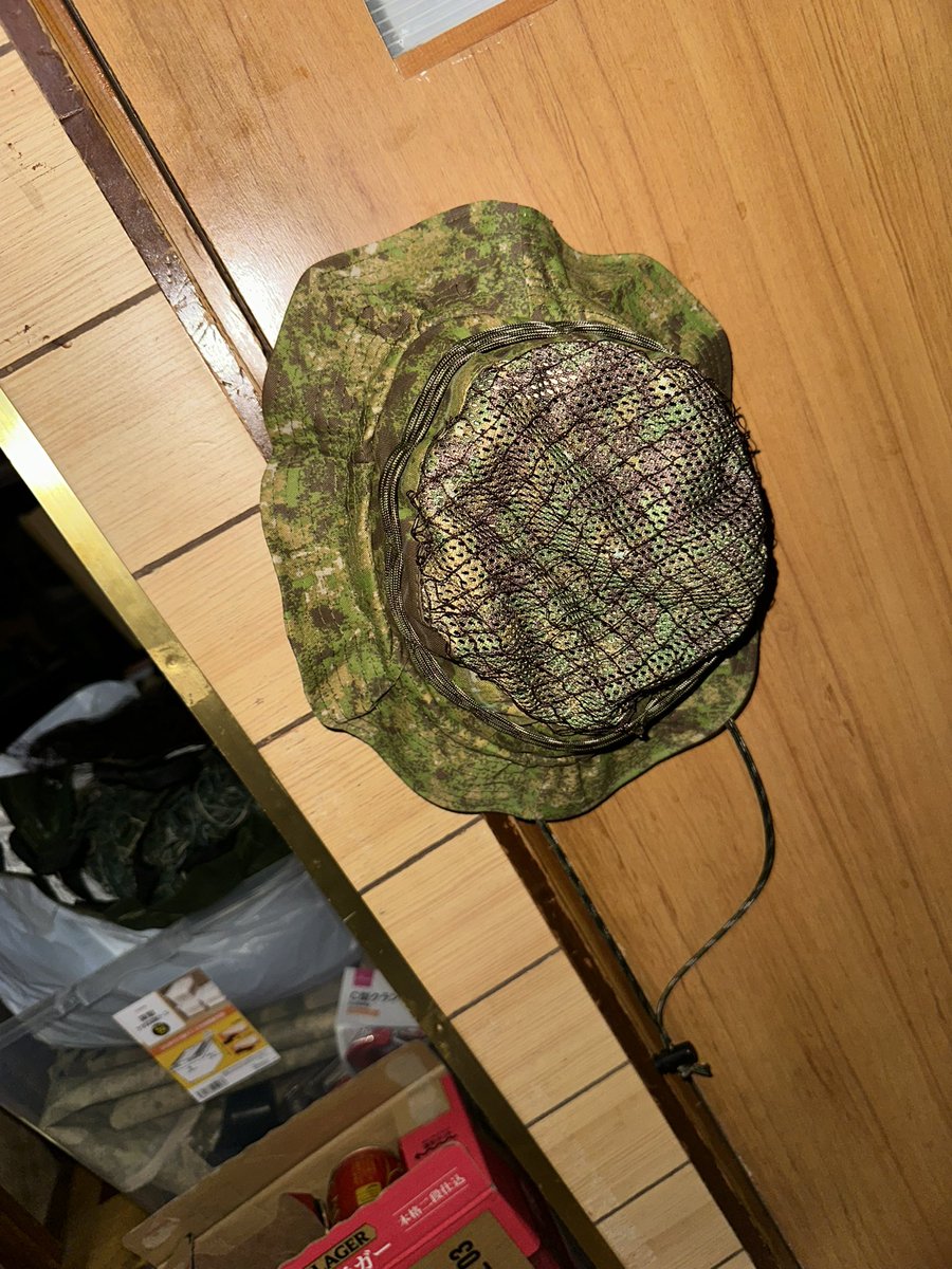 Bennett_gear's tweet photo. こんなの作りました！

ブッシュハット　Pencott GreenZone ver （試作品）
練習で作製しました。
タックマシマシ、縫い目ガタガタですが何とか形になりました。
要練習ですね。
#PencottGreenZone 
#pencott 
#bushhat https://t.co/32iZuAw8KM