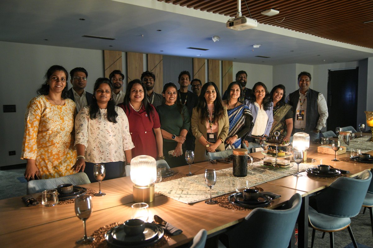 HR_Katalyst's tweet image. A Look Back at the IT Leaders CHRO Roundtable 📸

Top HR leaders came together to tackle talent mobility, HR tech, and the future of workforce management.

Big thanks to our panelists for the insights! Swipe for highlights. 

#HRKatalyst #CHRORoundtable #Keka